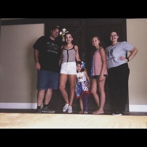 Meet your Posher, Marissa